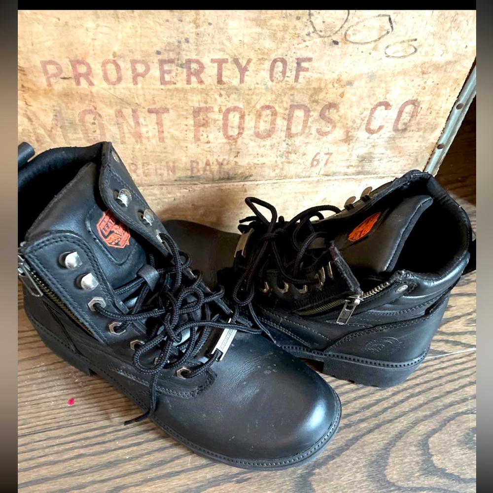 Milwaukee Leather Riding Boots (Harley knock-off)